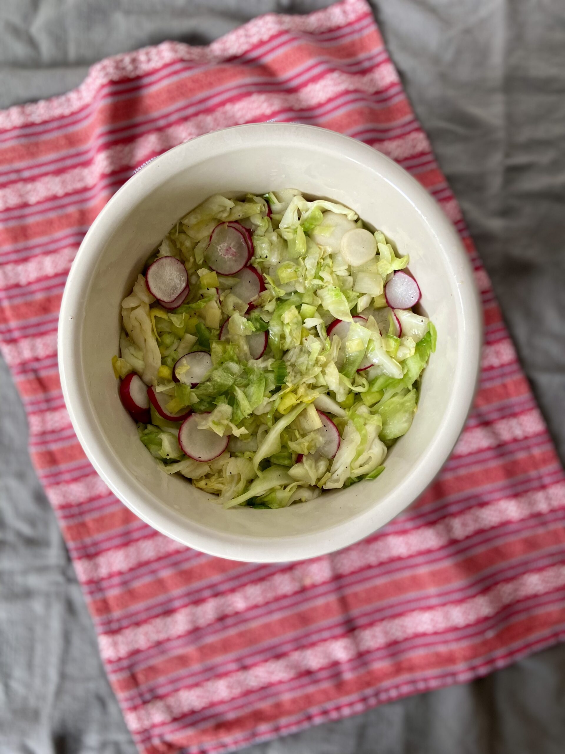 Sauerkraut with leeks, radish, and black pepper